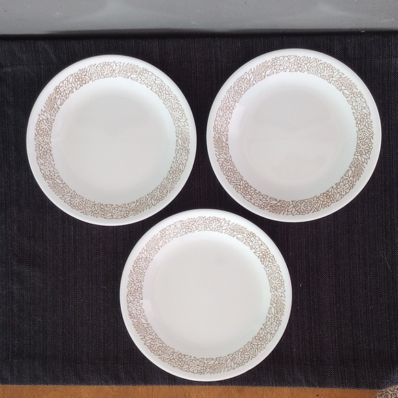 Corelle Woodland Small Plates - Set of 3 - Vintage - Picture 1 of 4